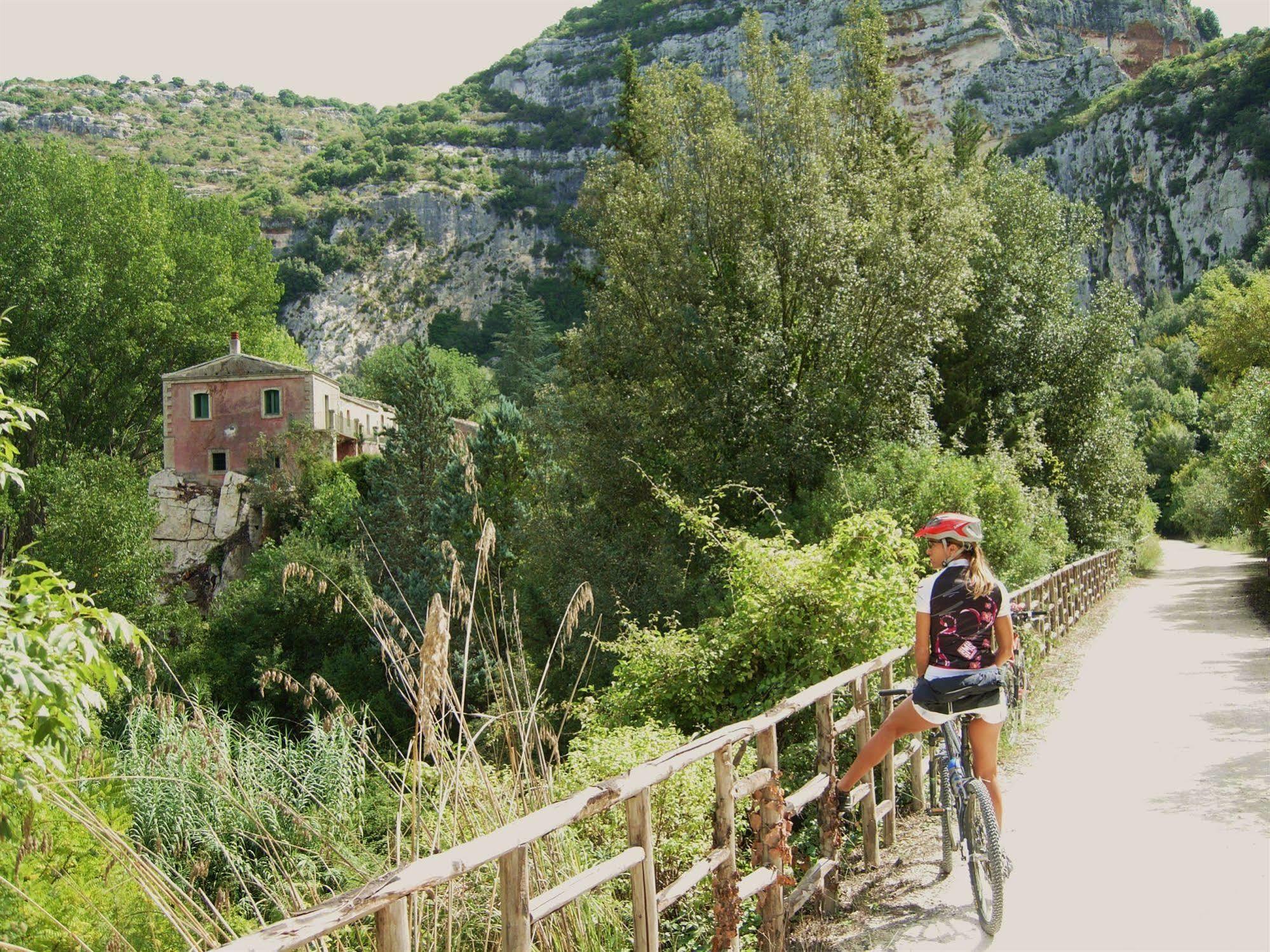 מלון פונטה בראצ'טו Parco Della Rocca מראה חיצוני תמונה